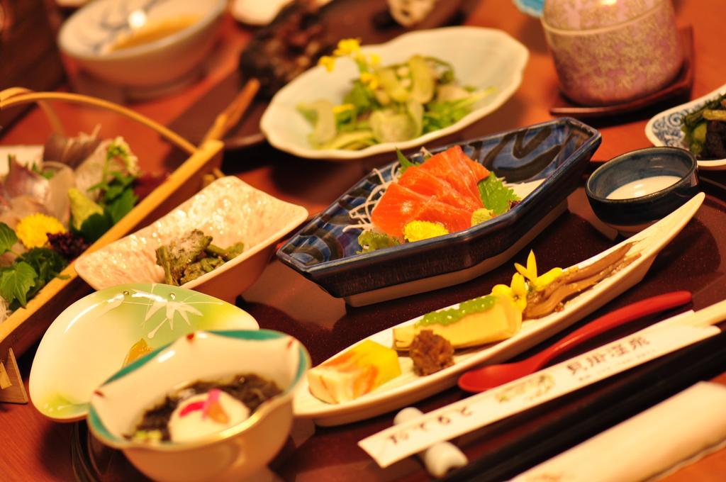 Kaikake Onsen Hotel Yuzawa  Ngoại thất bức ảnh