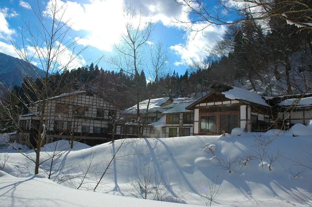 Kaikake Onsen Hotel Yuzawa  Ngoại thất bức ảnh